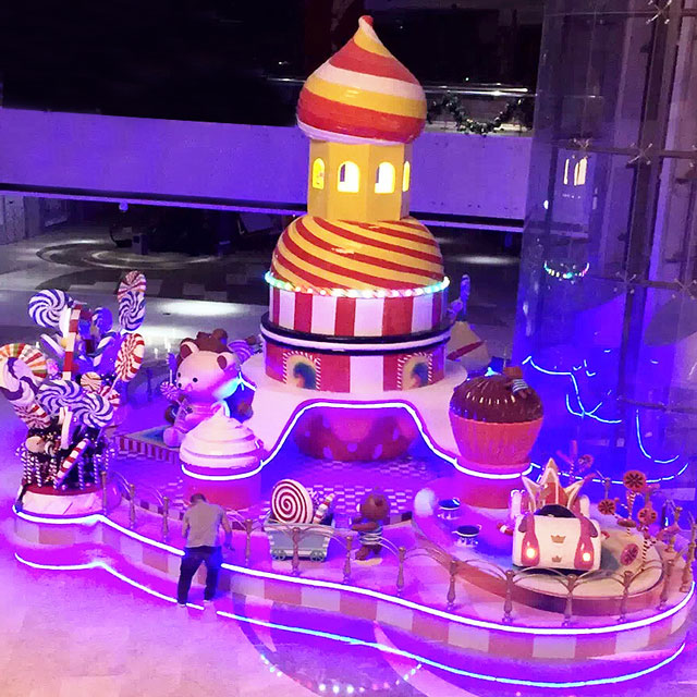 商場創(chuàng)意卡通DP點(diǎn)陳列 商場創(chuàng)意卡通DP點(diǎn)陳列