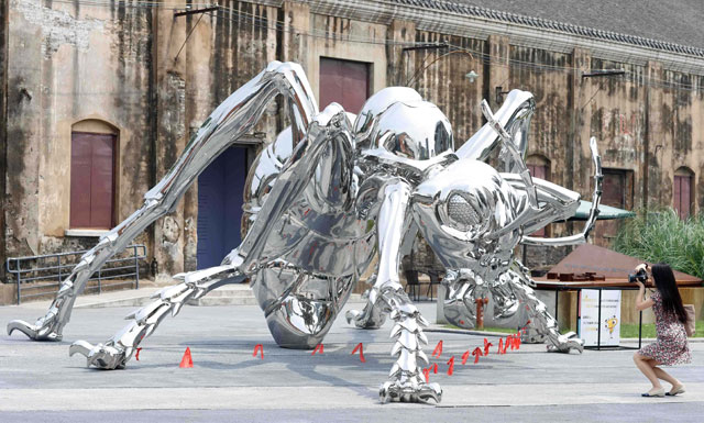 大型美陳戶(hù)外街景