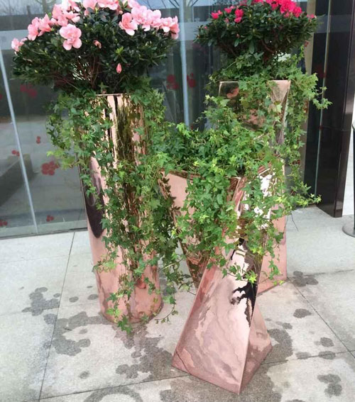 玻璃鋼景觀花盆? 玻璃鋼景觀花盆?