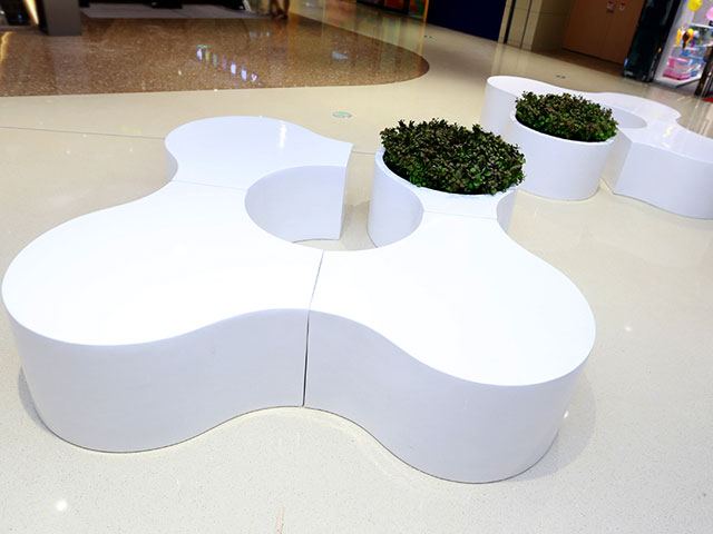 商場美陳拼接花盆坐凳 商場美陳拼接花盆坐凳